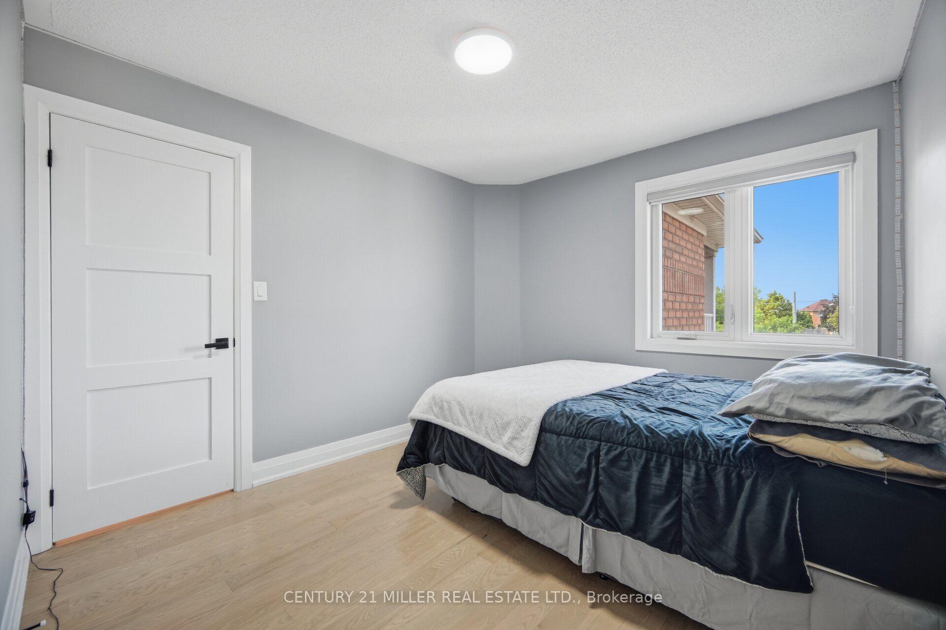 Photo 45 of 689 Macbeth Heights, Mississauga, Meadowvale Village — HOMEH