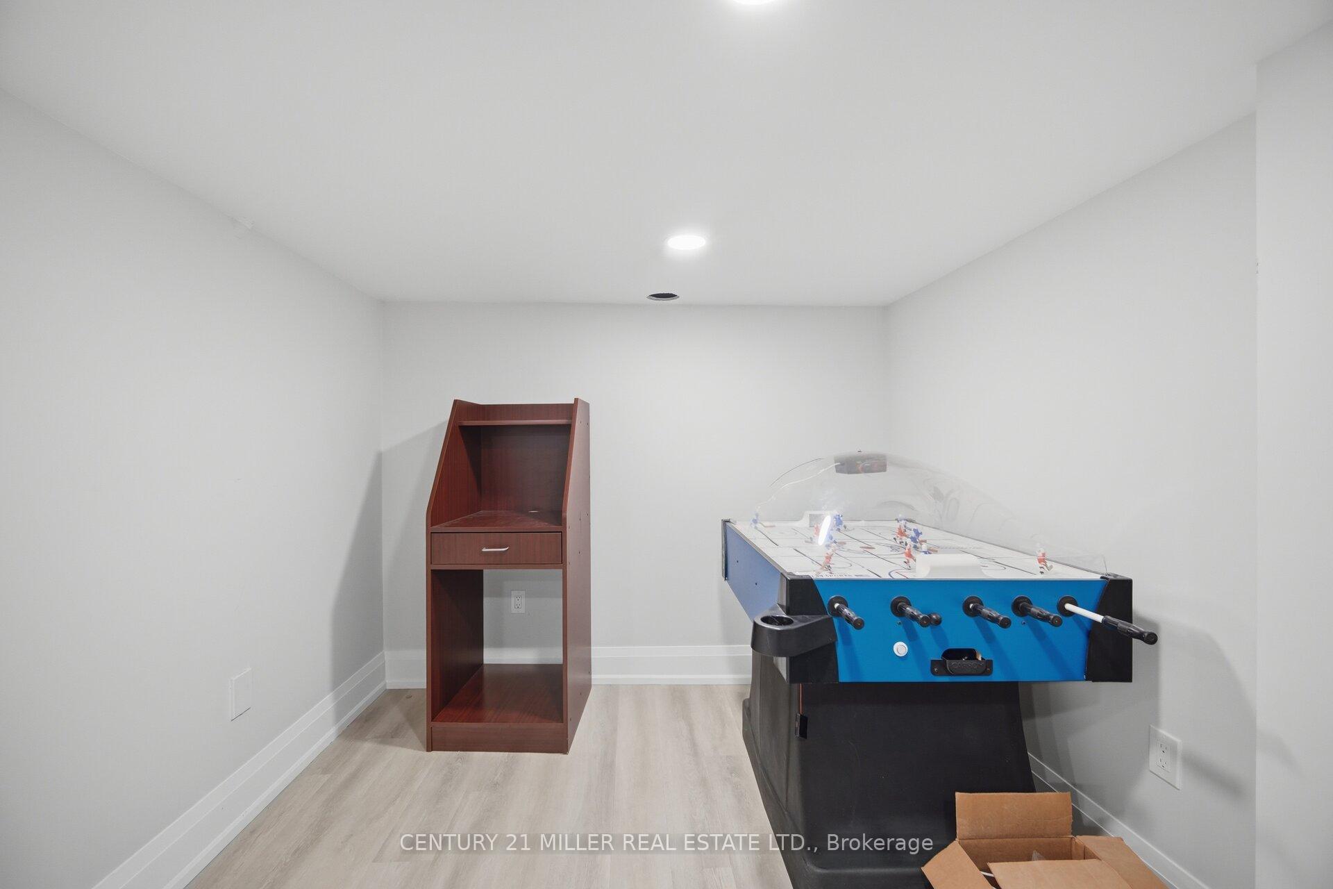 Photo 56 of 689 Macbeth Heights, Mississauga, Meadowvale Village — HOMEH
