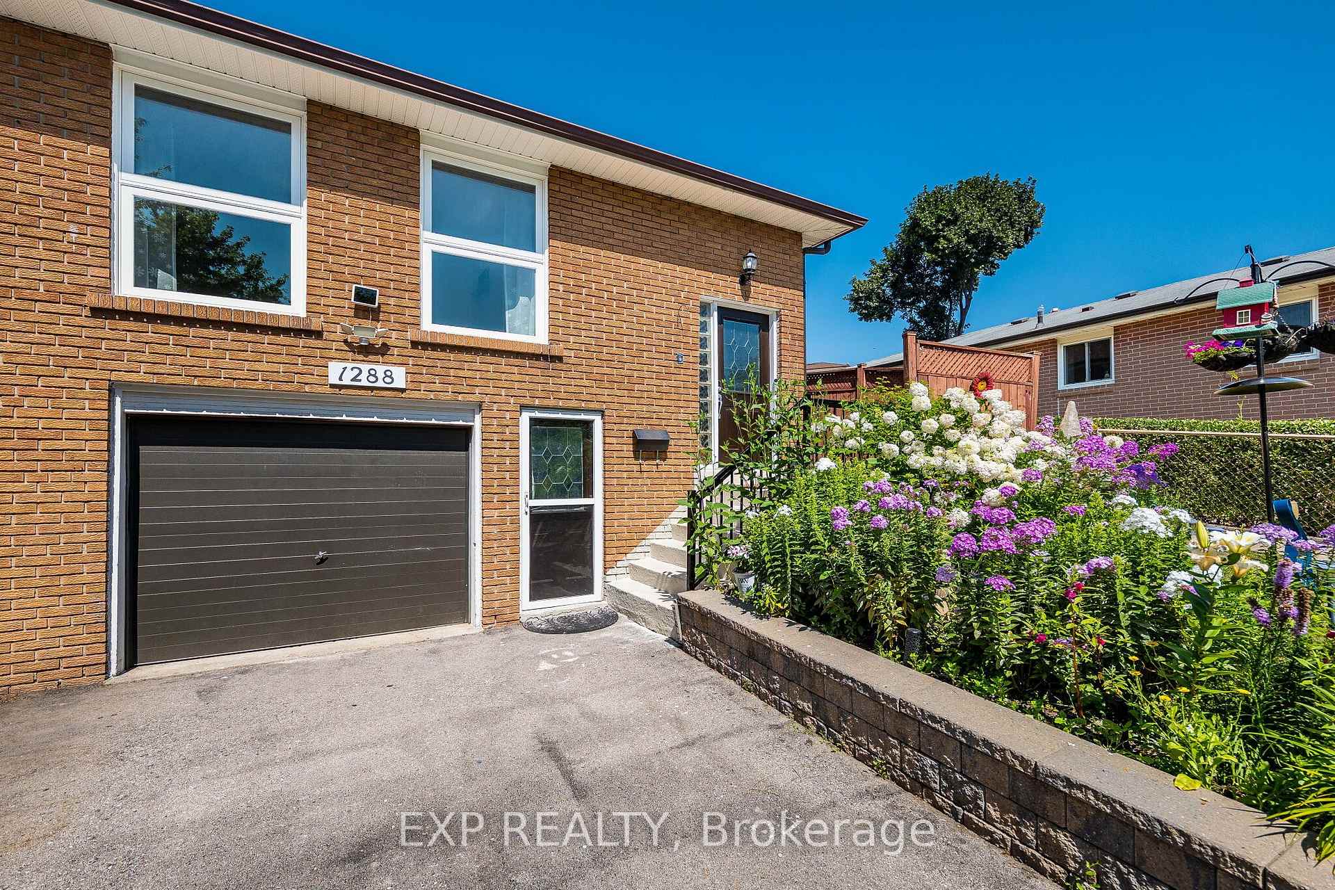 Photo 1 of 1288 Playford Road, Mississauga, Clarkson — HOMEH