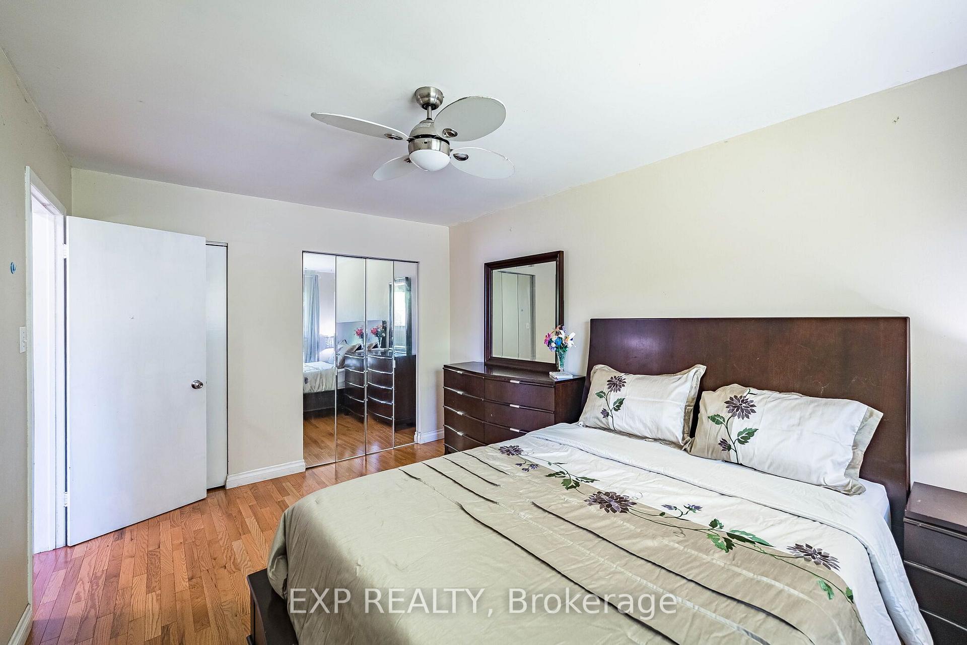 Photo 14 of 1288 Playford Road, Mississauga, Clarkson — HOMEH