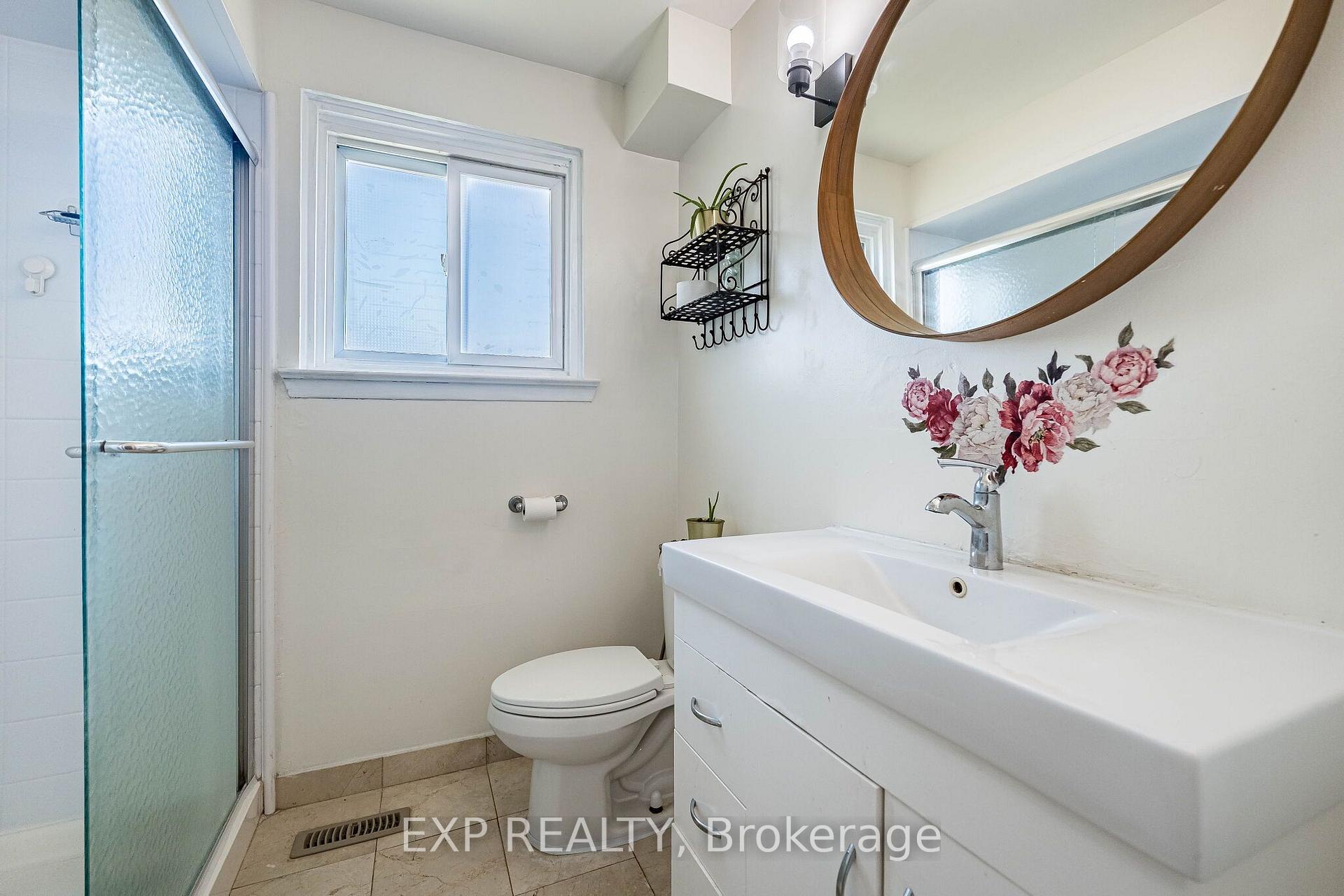 Photo 15 of 1288 Playford Road, Mississauga, Clarkson — HOMEH