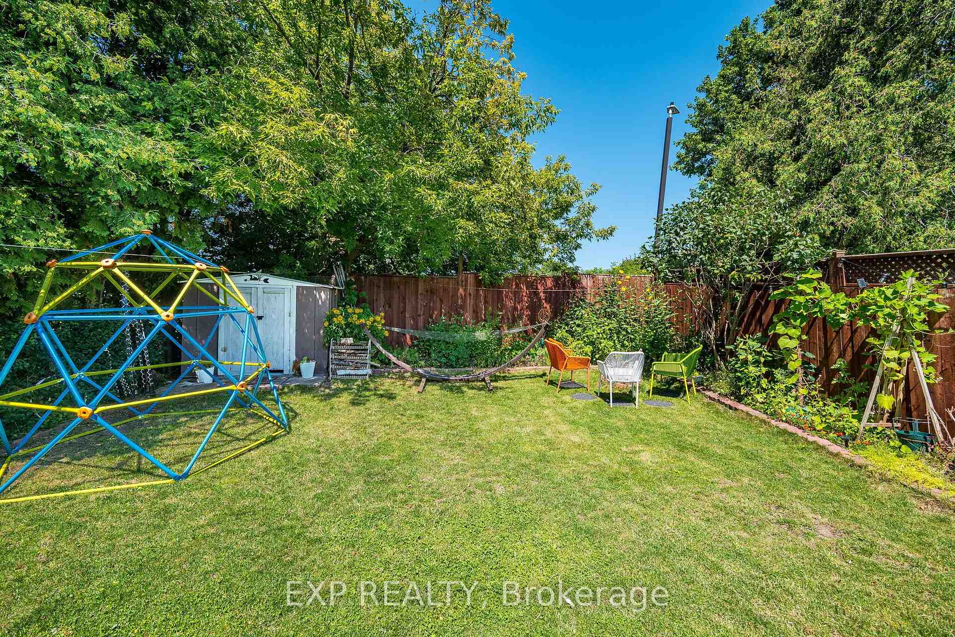 Photo 25 of 1288 Playford Road, Mississauga, Clarkson — HOMEH
