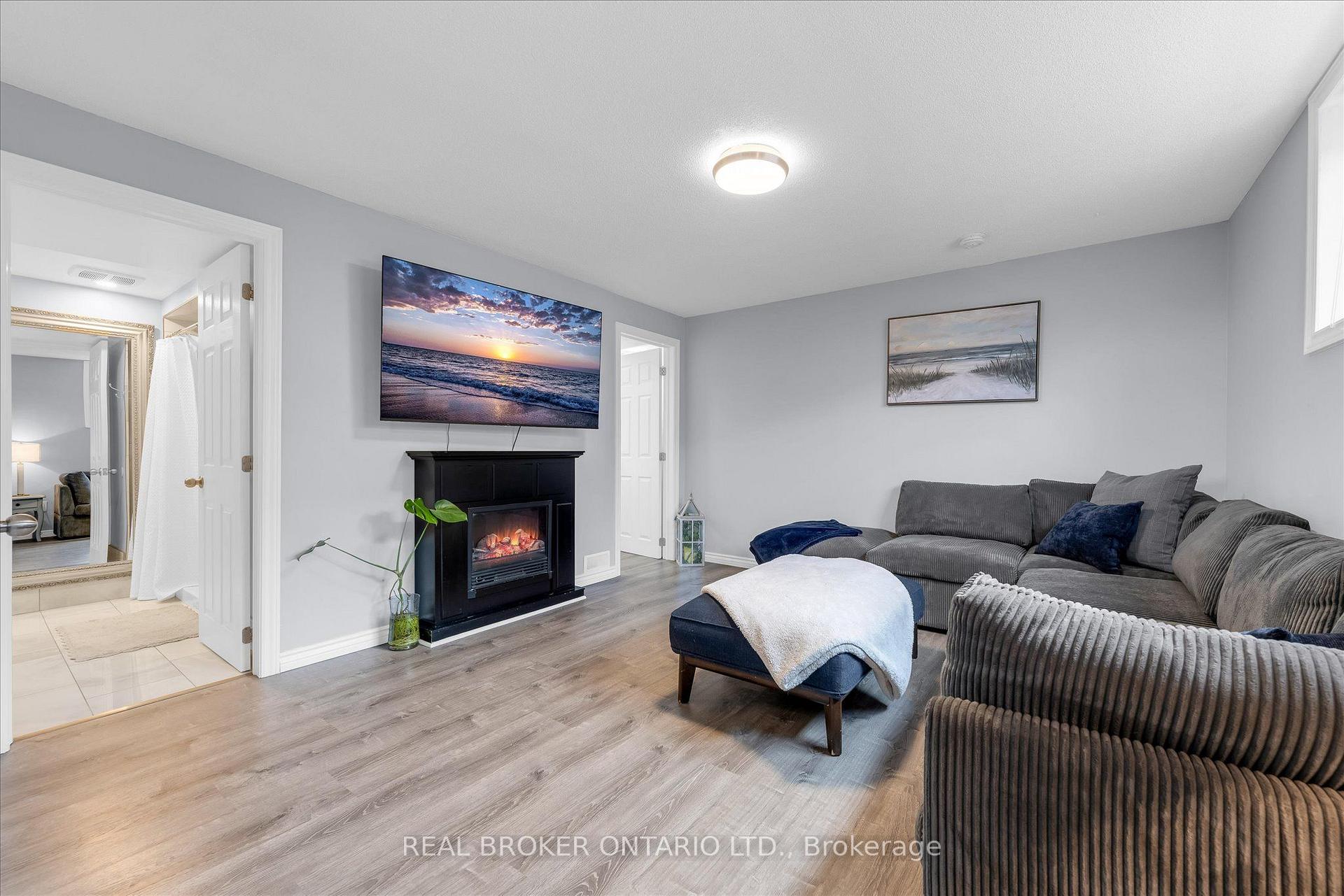 Photo 19 of 19 Acadia Drive, Welland, Prince Charles — HOMEH