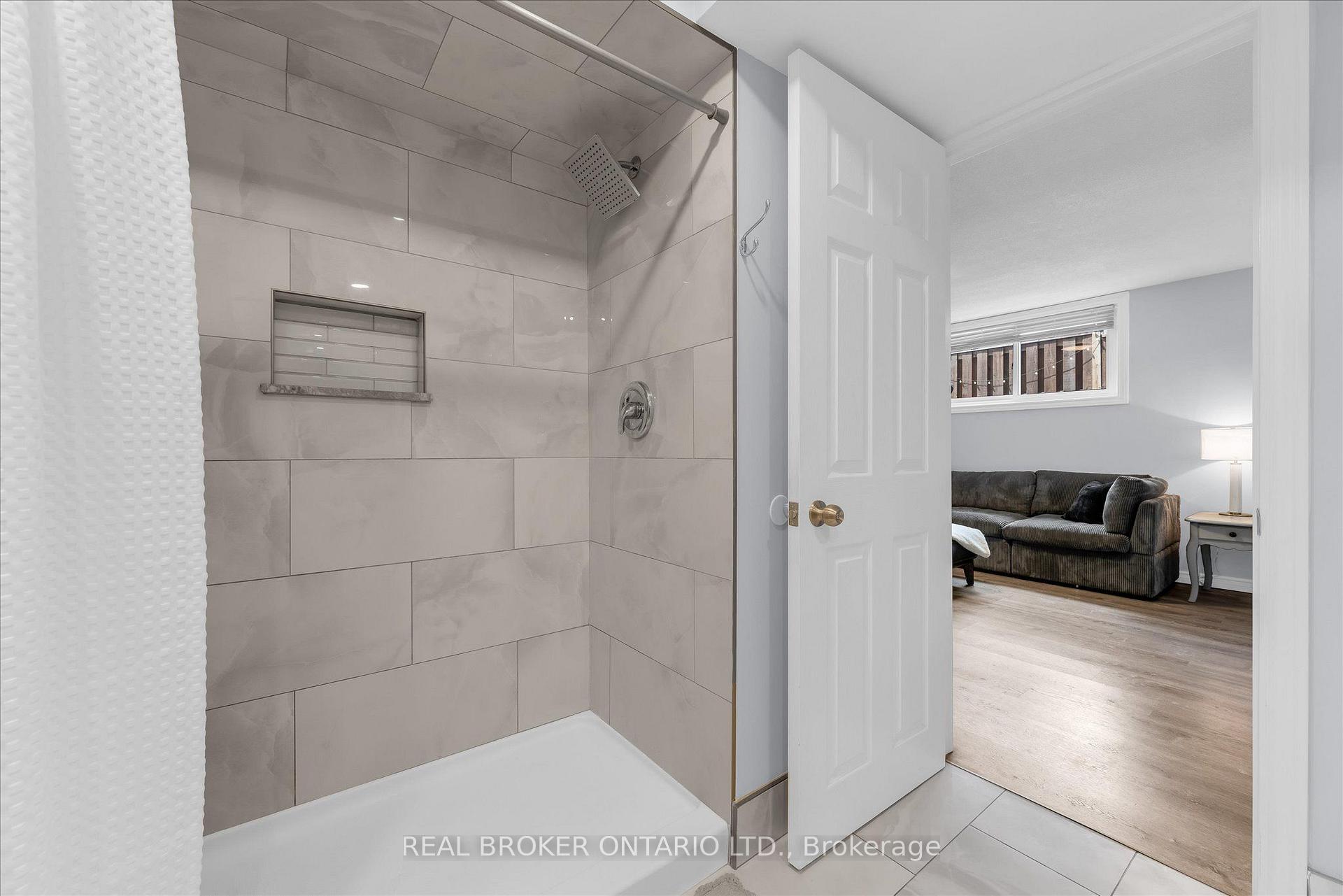 Photo 22 of 19 Acadia Drive, Welland, Prince Charles — HOMEH