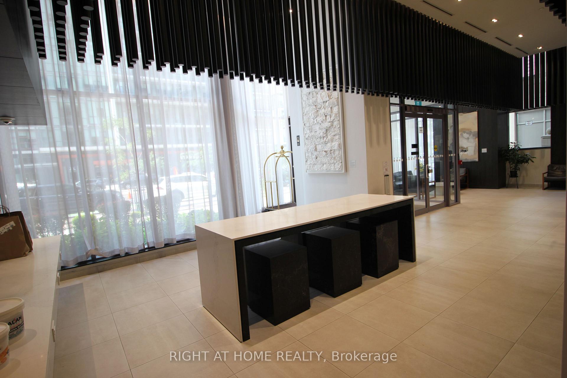Photo 2 of Unit 602, 4065 Confederation Parkway, Mississauga, City Centre — HOMEH