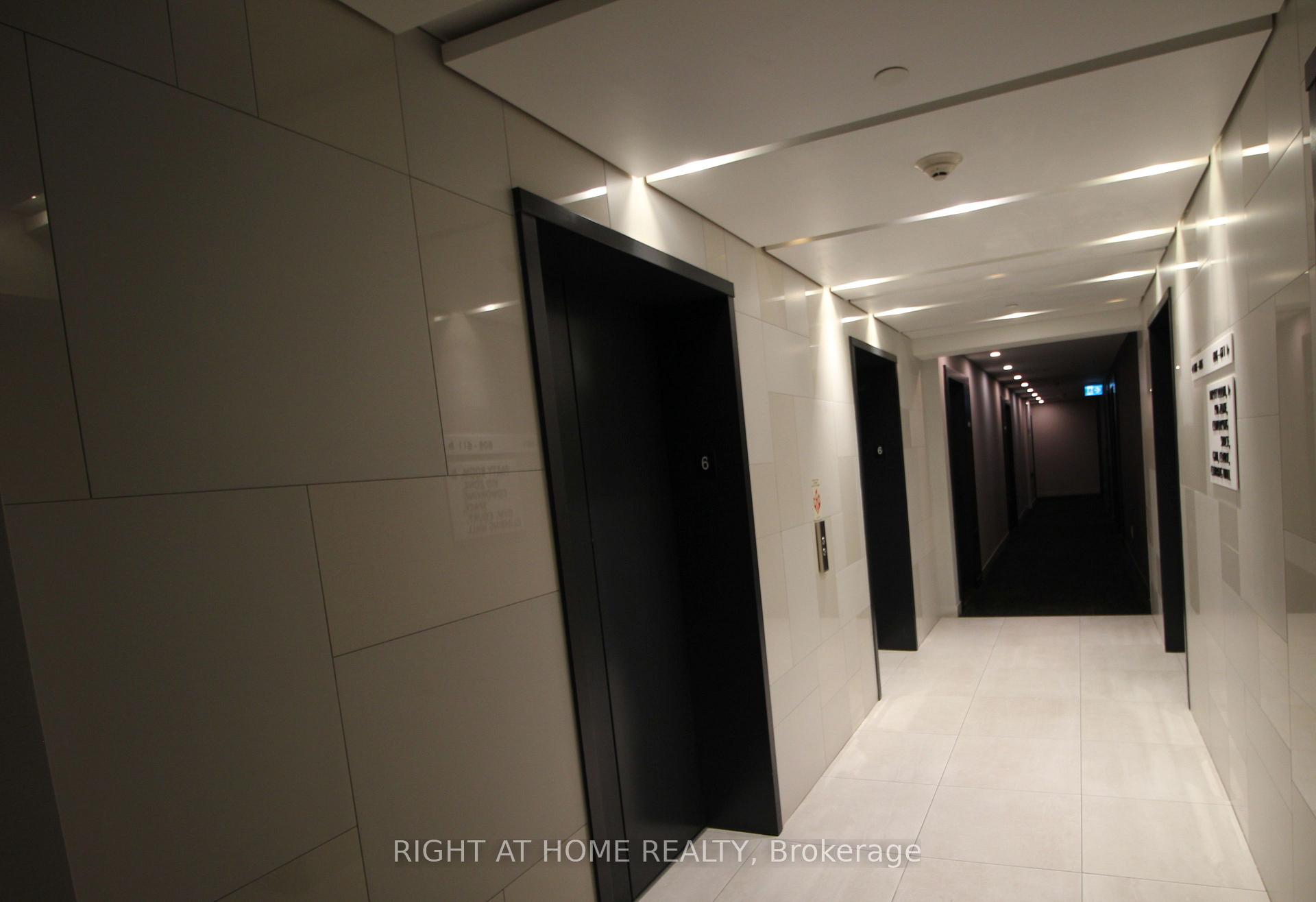Photo 3 of Unit 602, 4065 Confederation Parkway, Mississauga, City Centre — HOMEH