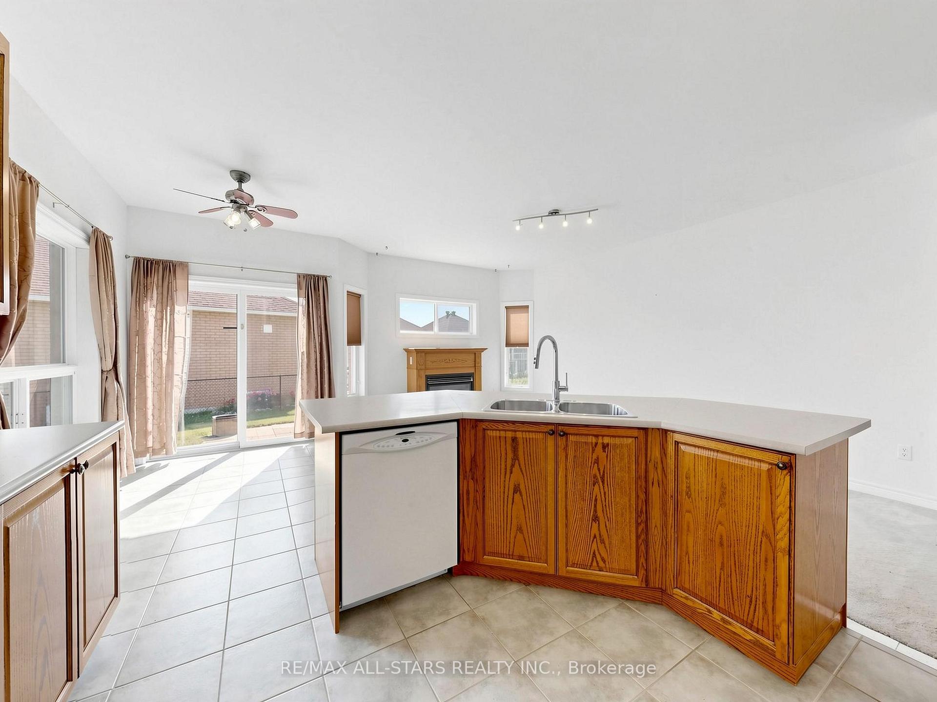 Photo 13 of 1178 Mitchell Court, Innisfil, Alcona — HOMEH
