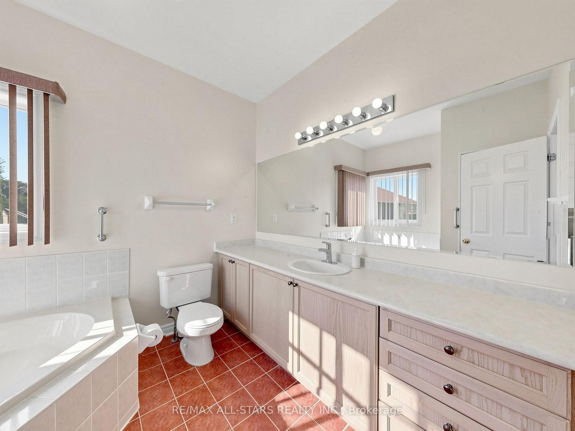 Photo 19 of 1178 Mitchell Court, Innisfil, Alcona — HOMEH