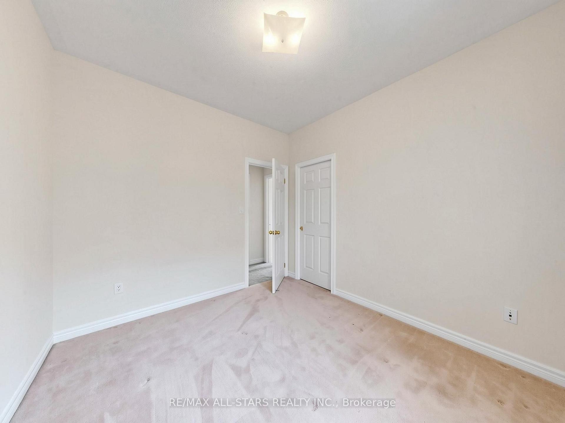 Photo 24 of 1178 Mitchell Court, Innisfil, Alcona — HOMEH