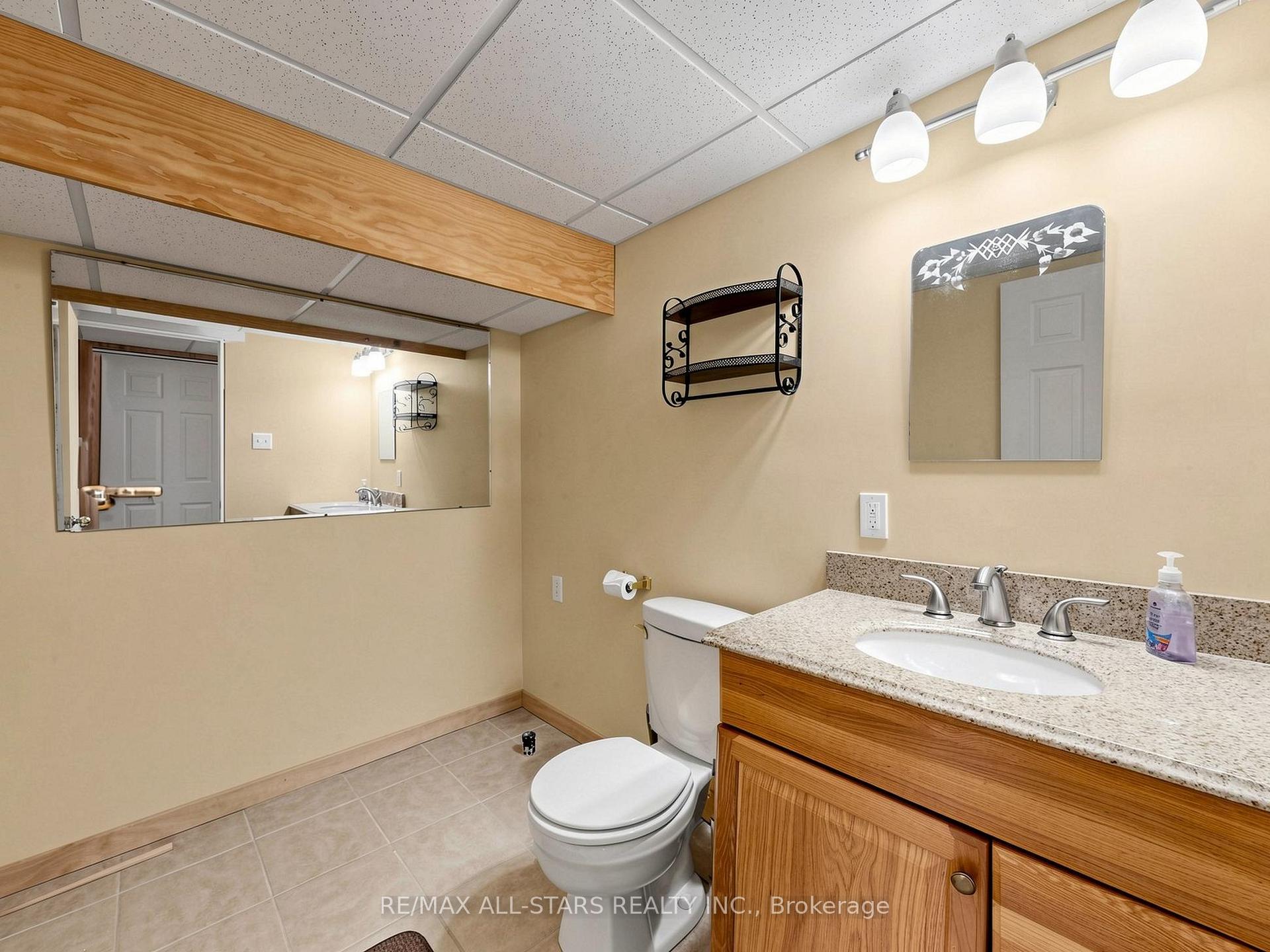 Photo 37 of 1178 Mitchell Court, Innisfil, Alcona — HOMEH