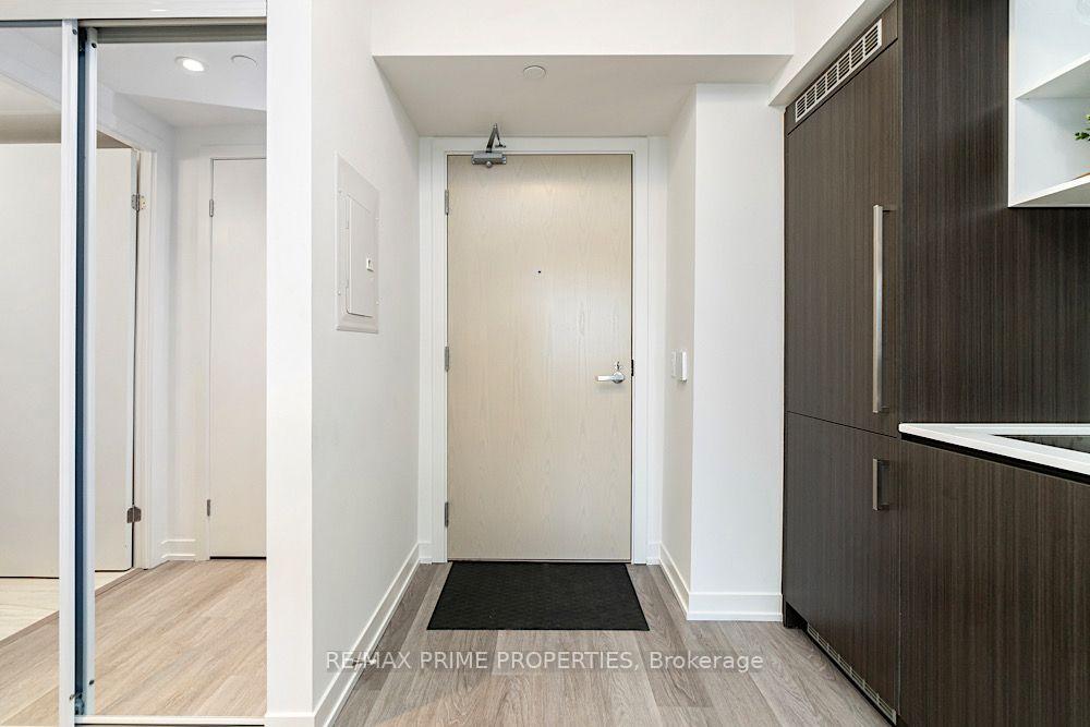 Photo 4 of Unit 4007, 55 Cooper Street, Toronto, Waterfront Communities — HOMEH