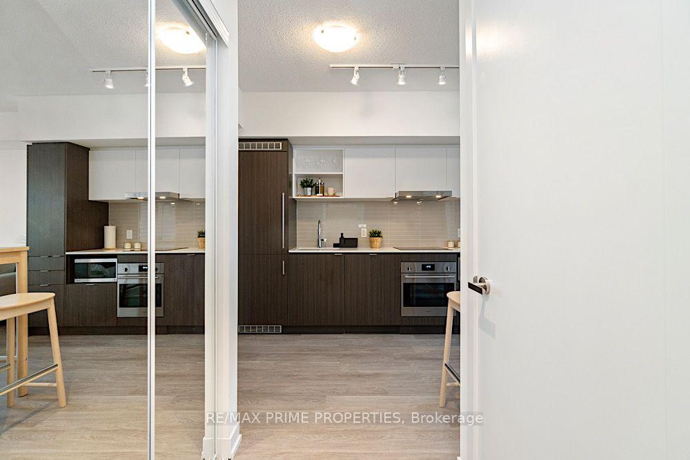 Photo 9 of Unit 4007, 55 Cooper Street, Toronto, Waterfront Communities — HOMEH