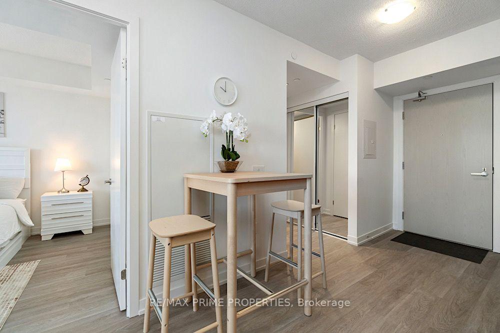 Photo 16 of Unit 4007, 55 Cooper Street, Toronto, Waterfront Communities — HOMEH