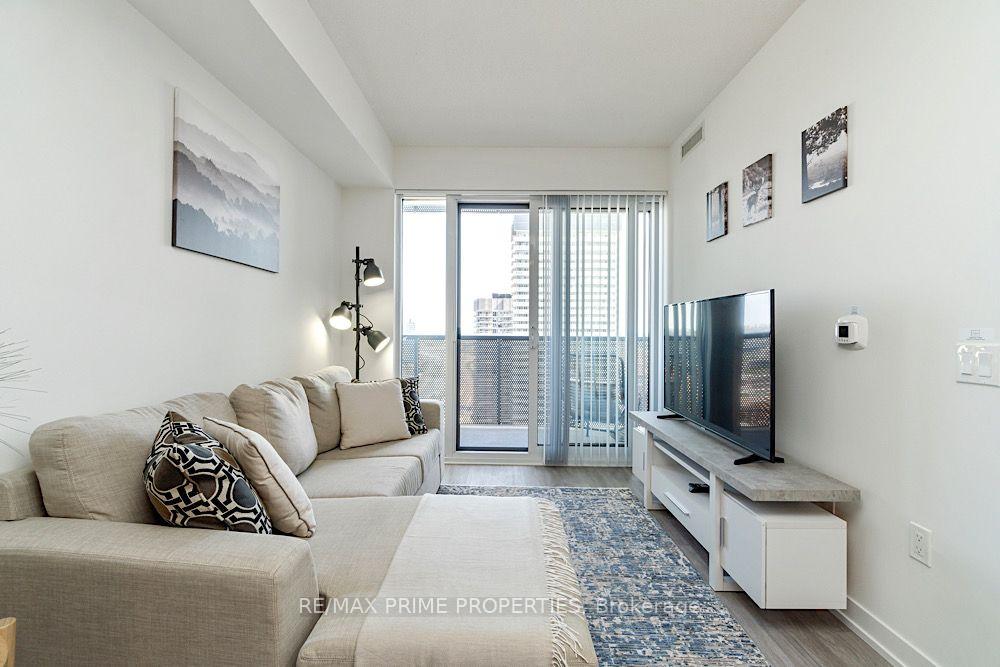 Photo 18 of Unit 4007, 55 Cooper Street, Toronto, Waterfront Communities — HOMEH