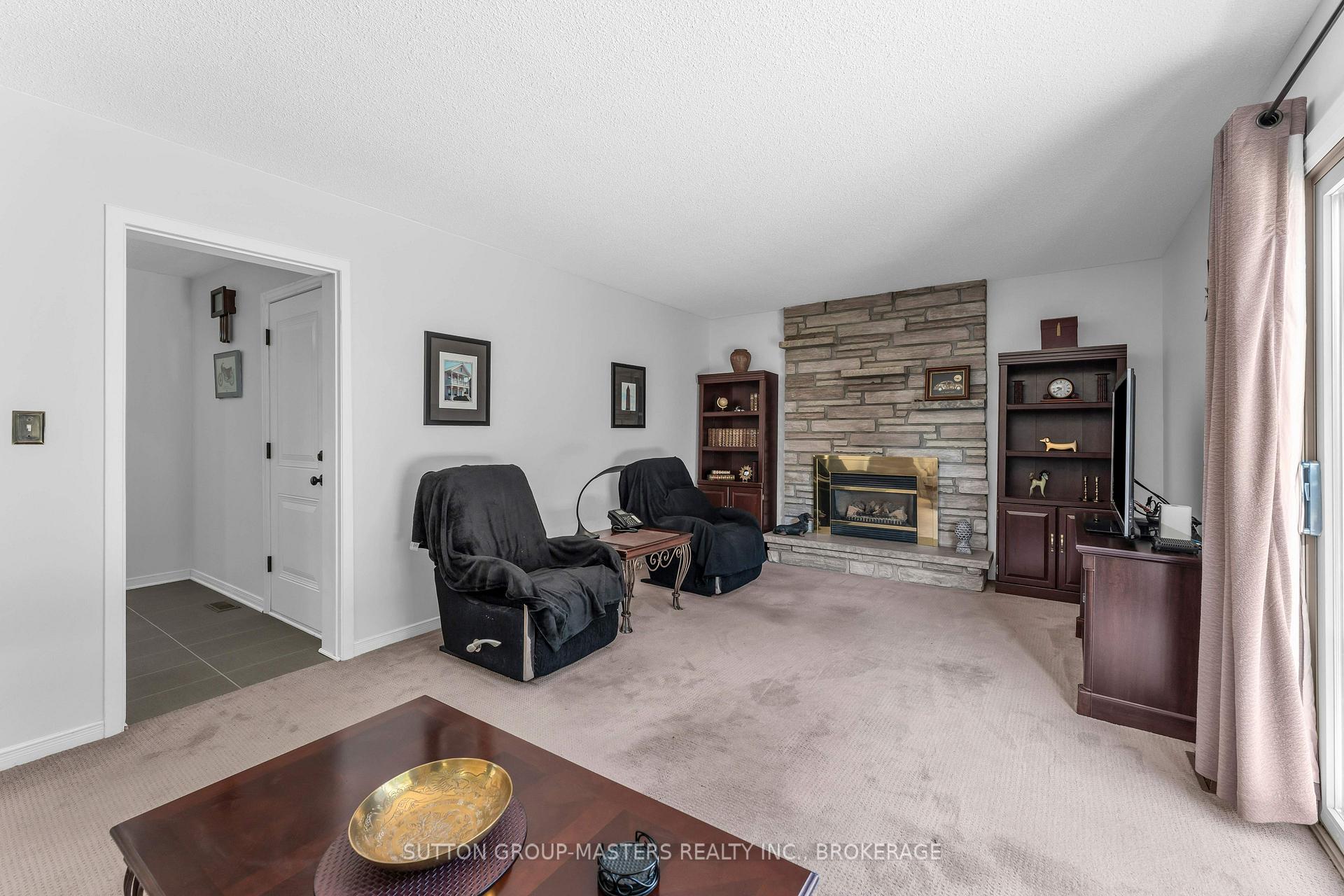 Photo 19 of 883 Ludgate Crescent, Kingston, South of Taylor-Kidd Blvd — HOMEH