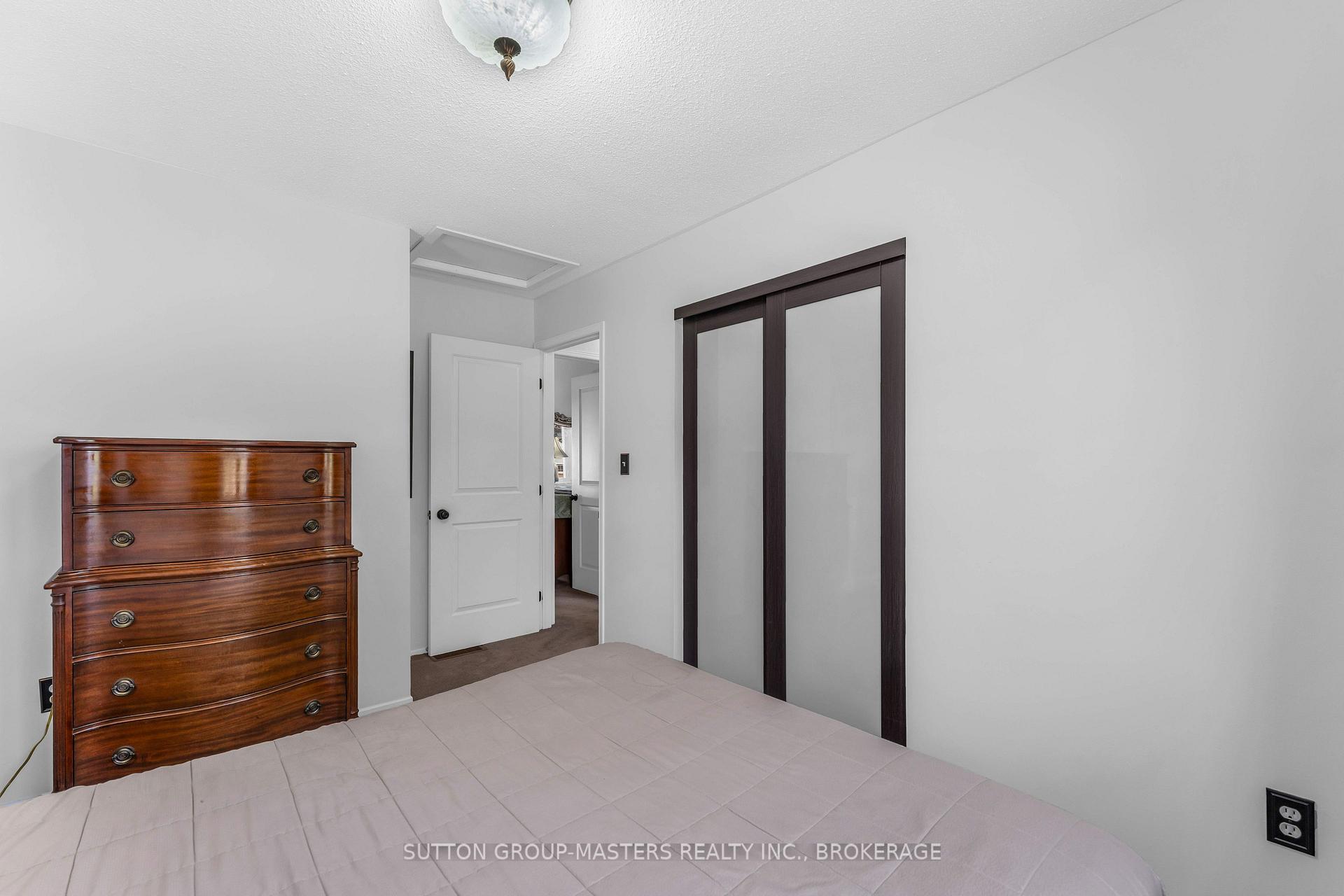 Photo 26 of 883 Ludgate Crescent, Kingston, South of Taylor-Kidd Blvd — HOMEH