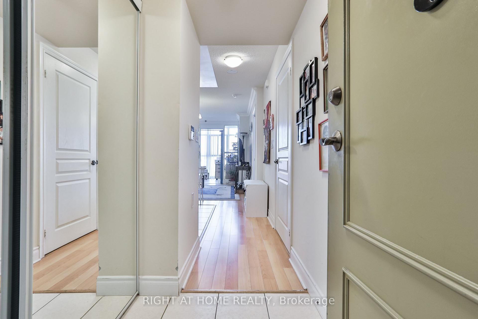 Photo 2 of Unit 707, 3 Marine Parade Drive, Etobicoke, Mimico — HOMEH