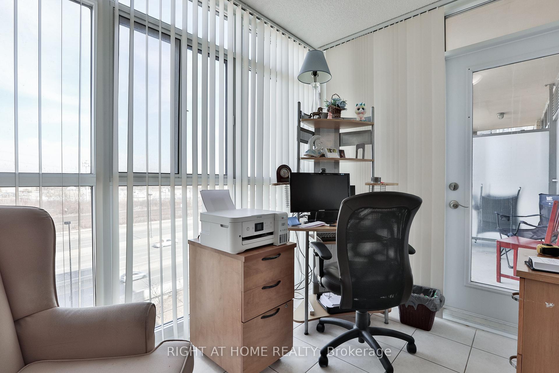 Photo 7 of Unit 707, 3 Marine Parade Drive, Etobicoke, Mimico — HOMEH