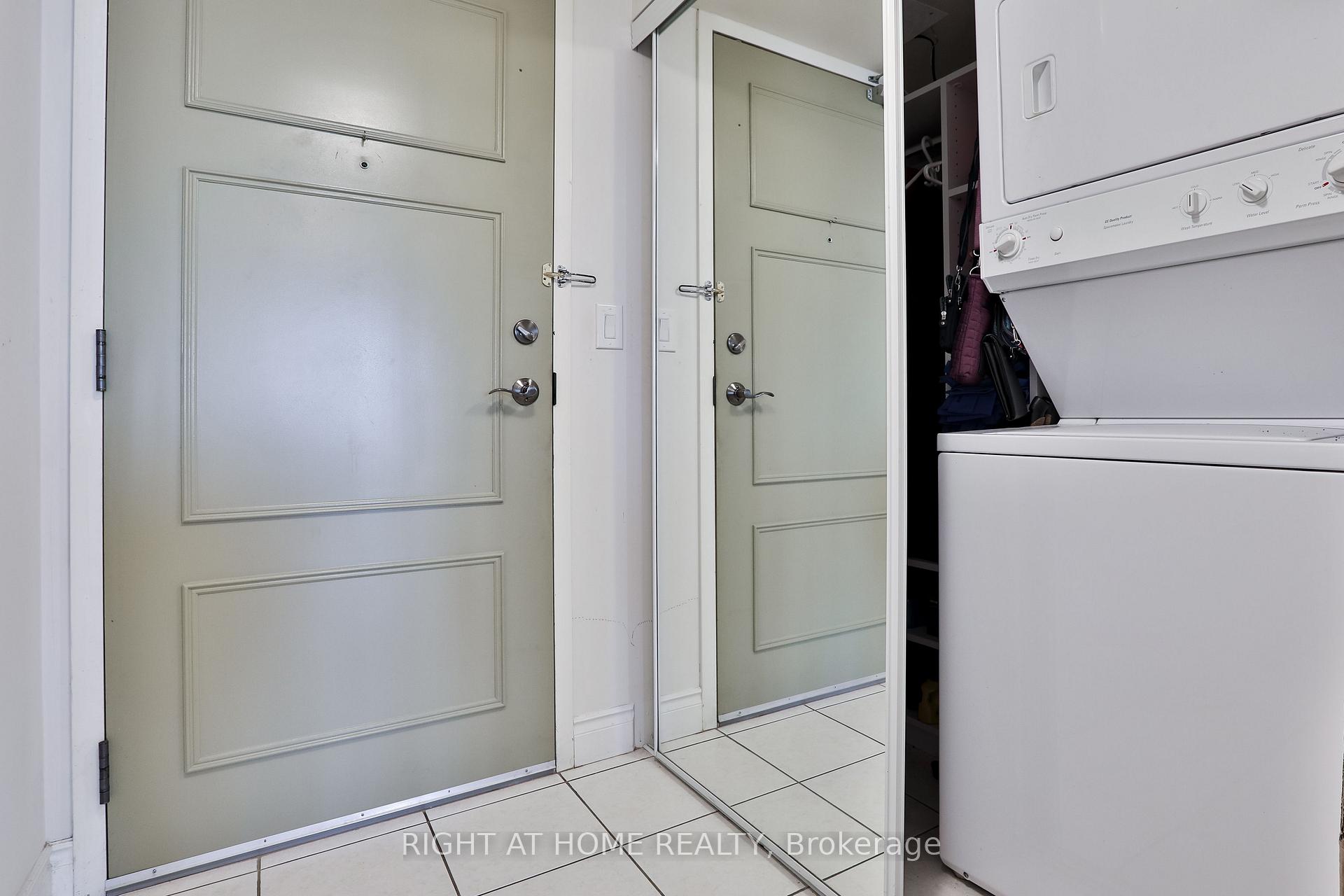 Photo 10 of Unit 707, 3 Marine Parade Drive, Etobicoke, Mimico — HOMEH