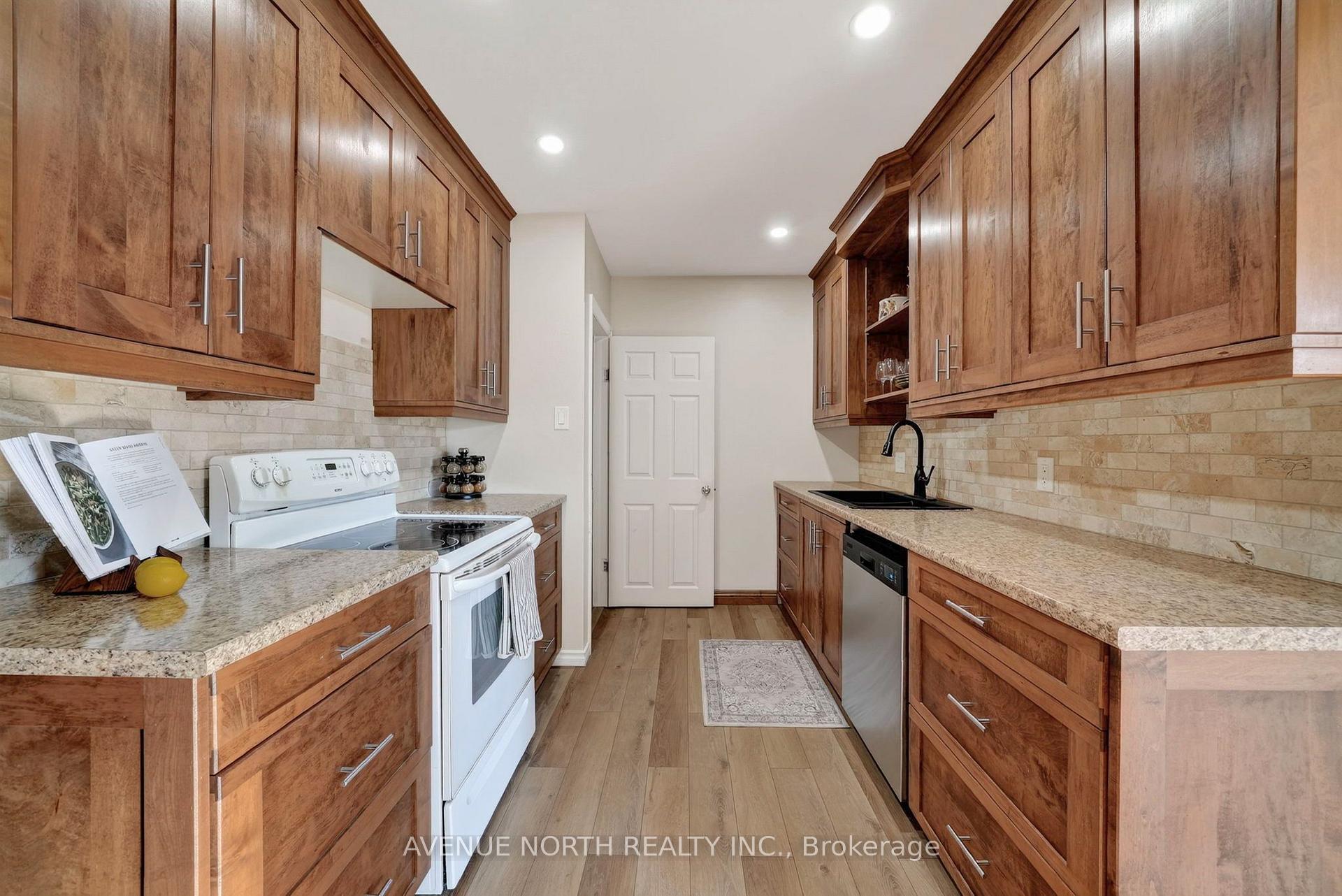 Photo 11 of 514 Rivier Place, Cornwall, Cornwall — HOMEH