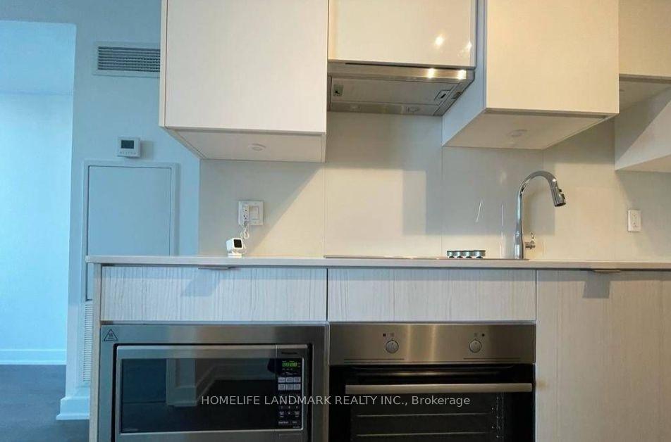 Photo 5 of Unit 1205, 99 Broadway Avenue, Toronto, Mount Pleasant West — HOMEH