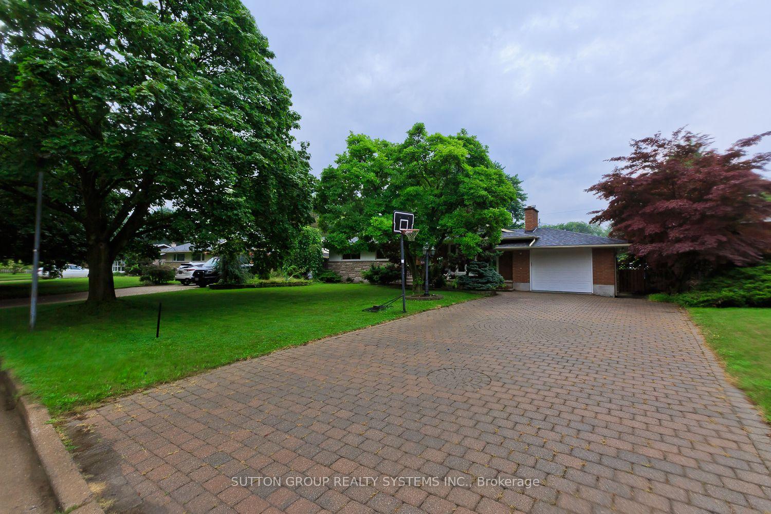 Photo 3 of 55 Richelieu Drive, St. Catharines, Vine/Linwell — HOMEH