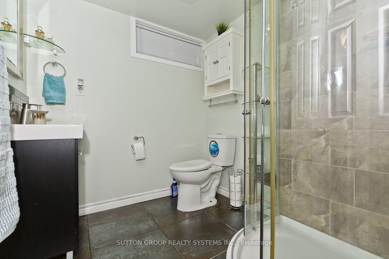 Photo 26 of 55 Richelieu Drive, St. Catharines, Vine/Linwell — HOMEH