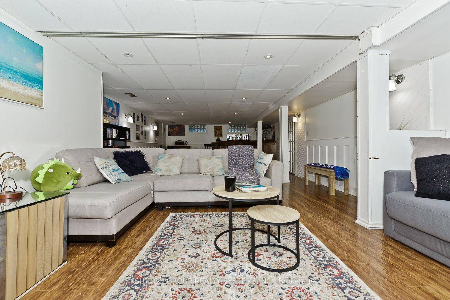 Photo 31 of 55 Richelieu Drive, St. Catharines, Vine/Linwell — HOMEH
