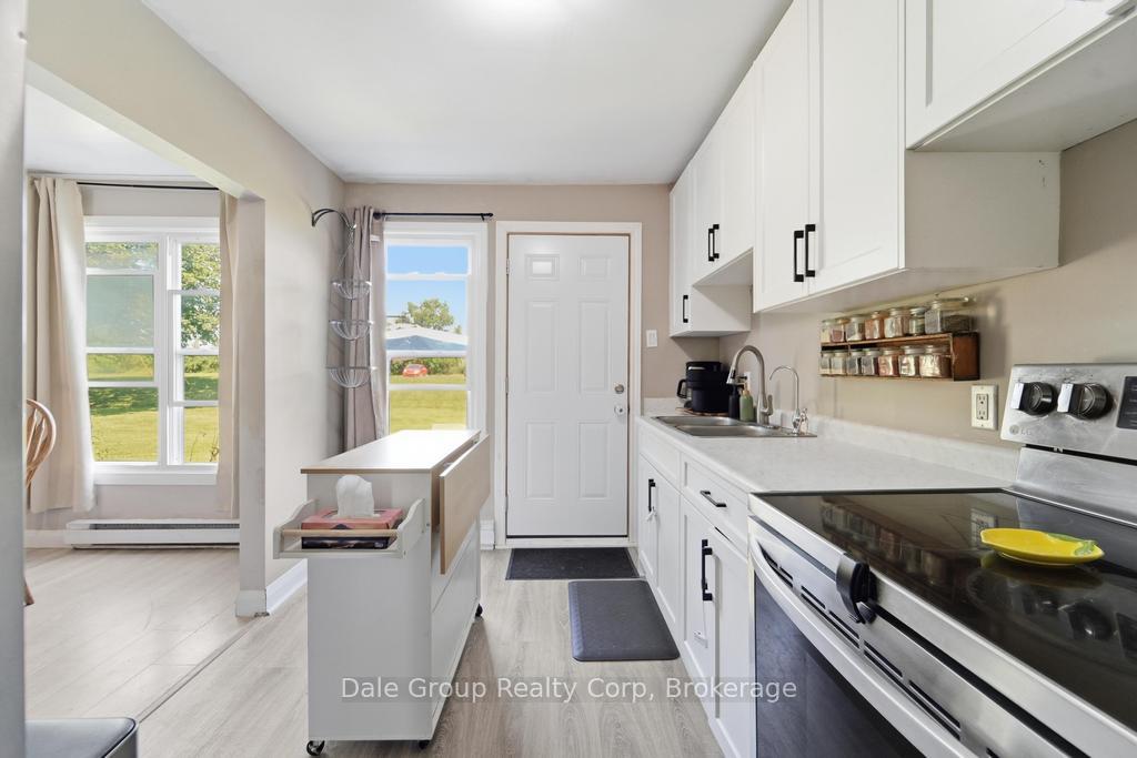 Photo 13 of Unit 45, 45 Charles Street, Huron East, Vanastra — HOMEH