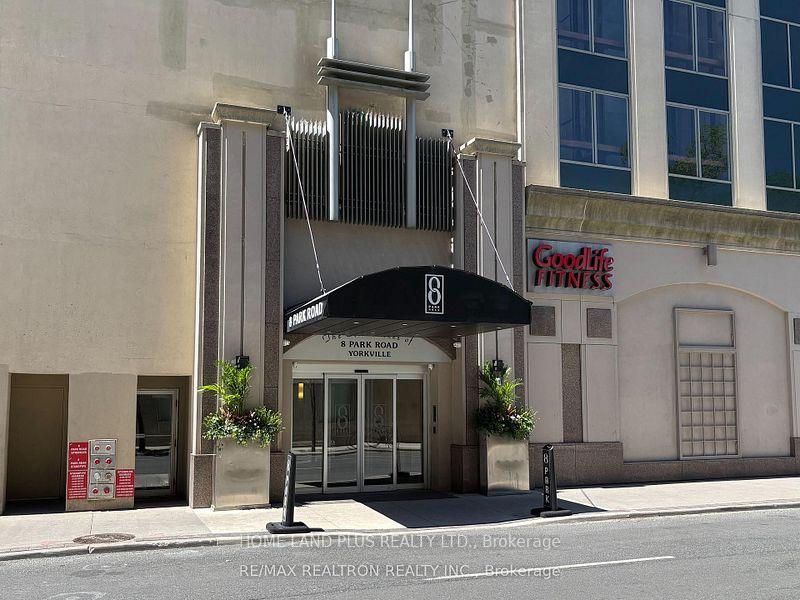 Photo 2 of Unit 3011, 8 Park Road, Toronto, Rosedale-Moore Park — HOMEH