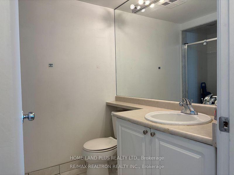 Photo 15 of Unit 3011, 8 Park Road, Toronto, Rosedale-Moore Park — HOMEH