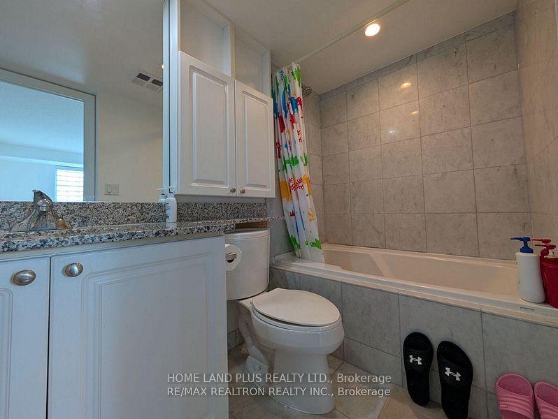 Photo 25 of Unit 3011, 8 Park Road, Toronto, Rosedale-Moore Park — HOMEH