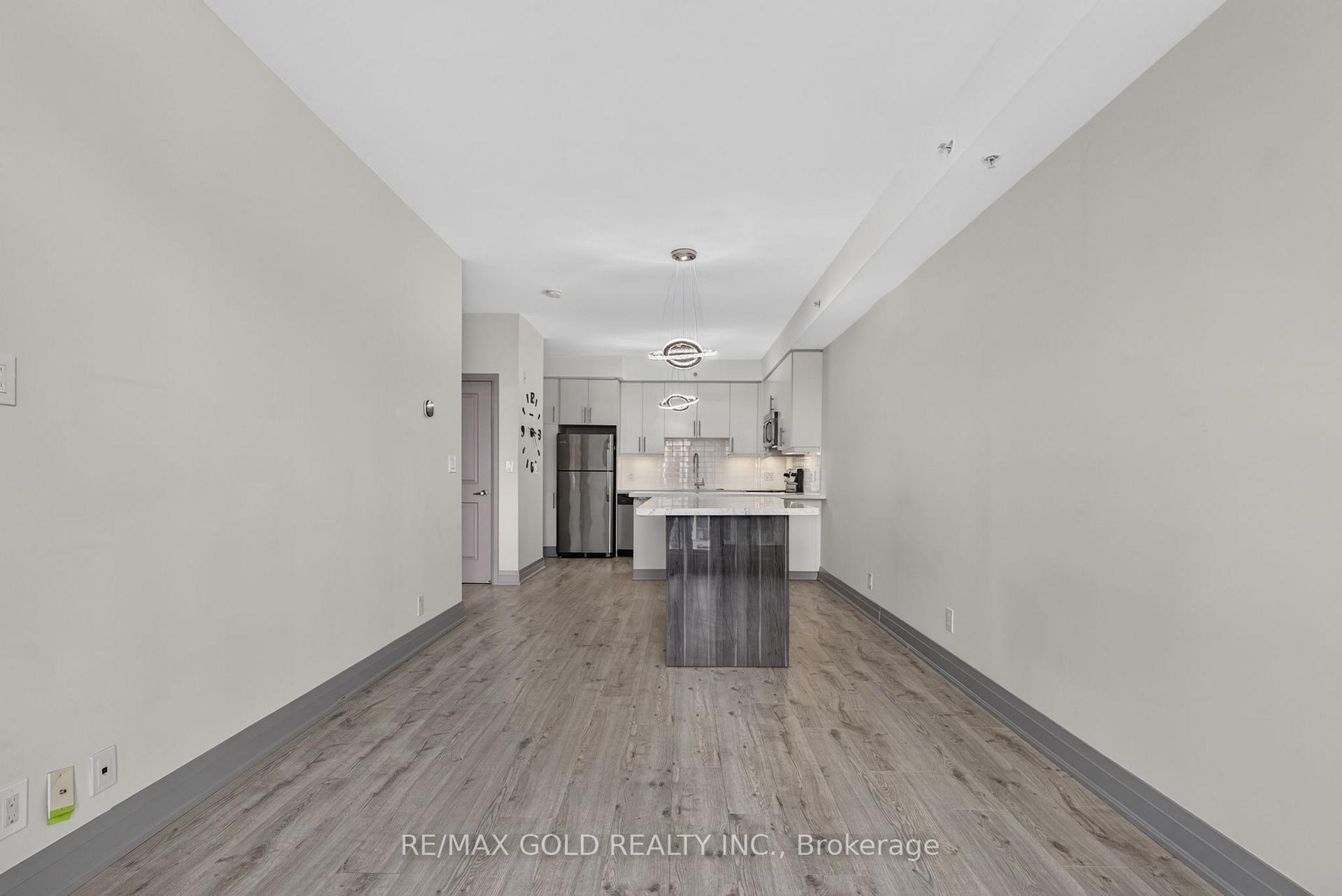 Photo 11 of Unit 909, 24 Woodstream Boulevard, Vaughan, Vaughan Grove — HOMEH