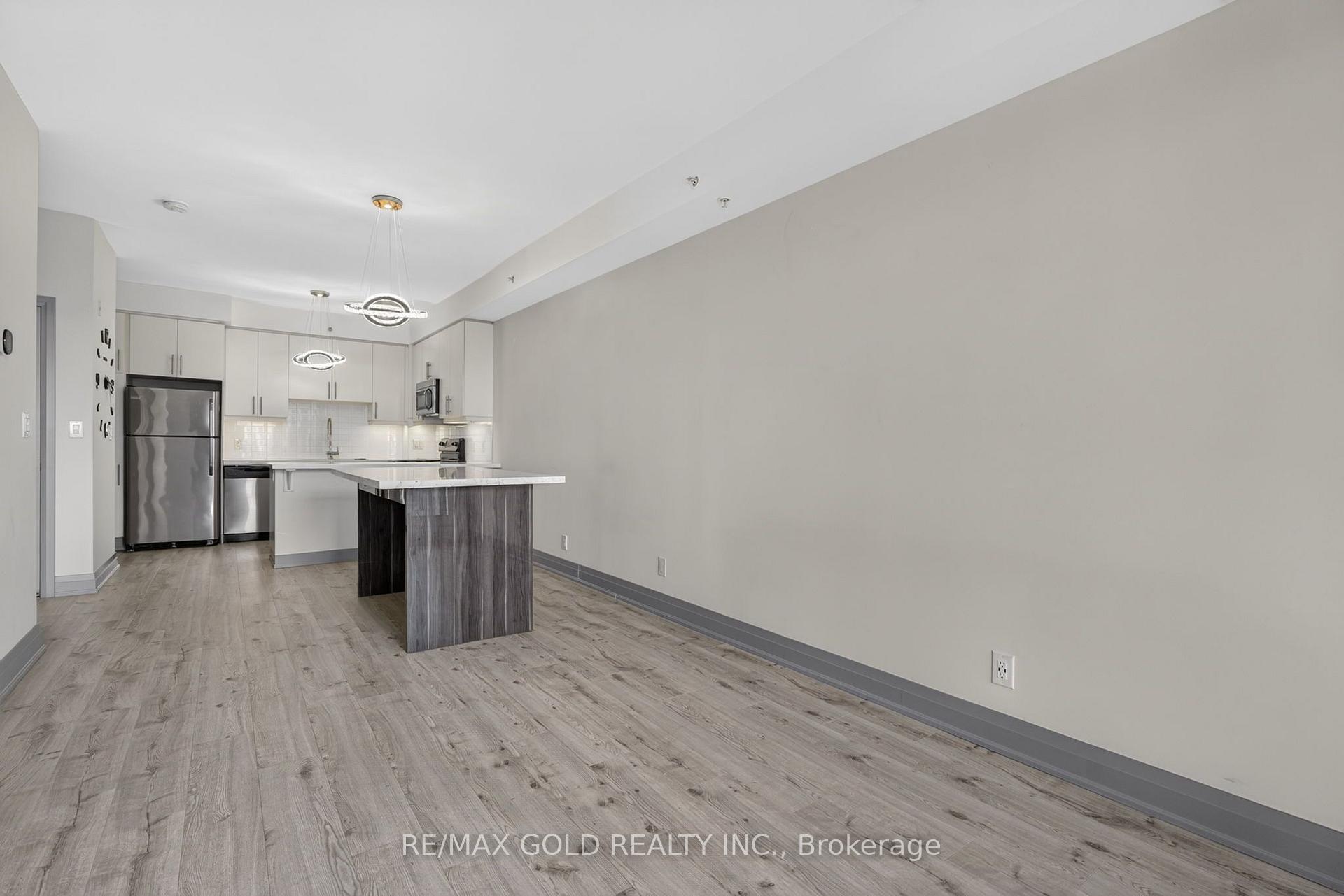 Photo 12 of Unit 909, 24 Woodstream Boulevard, Vaughan, Vaughan Grove — HOMEH