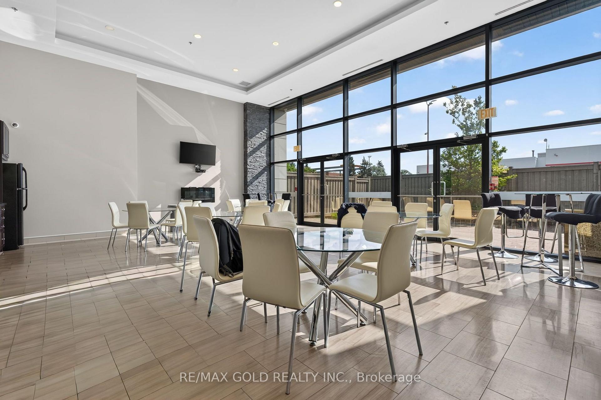 Photo 39 of Unit 909, 24 Woodstream Boulevard, Vaughan, Vaughan Grove — HOMEH
