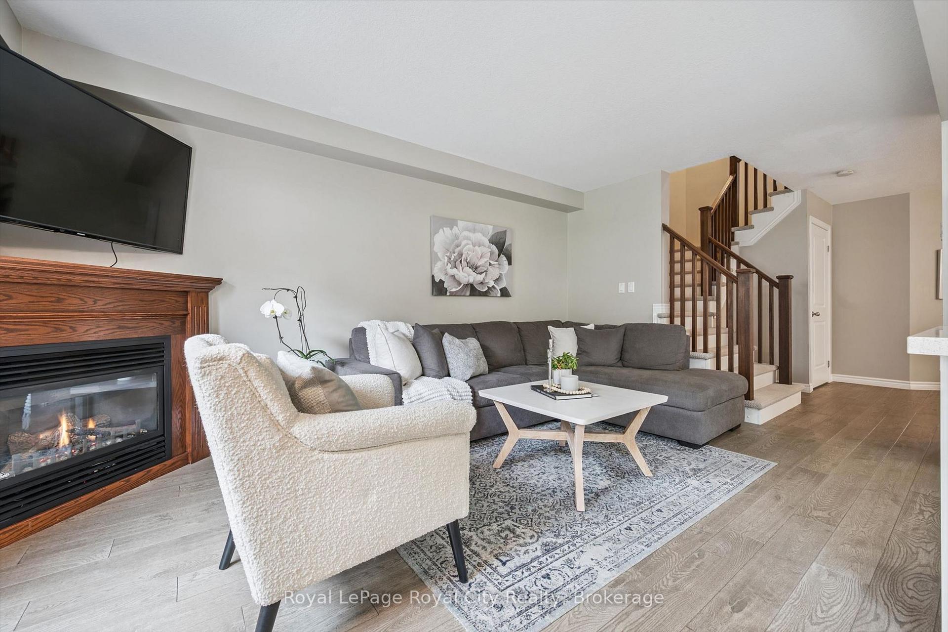 Photo 9 of 144 Kemp Crescent, Guelph, Grange Road — HOMEH