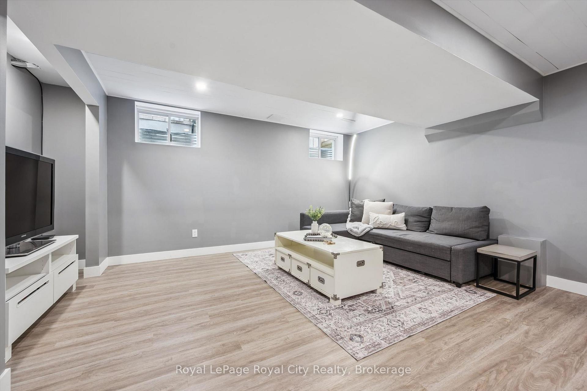Photo 29 of 144 Kemp Crescent, Guelph, Grange Road — HOMEH