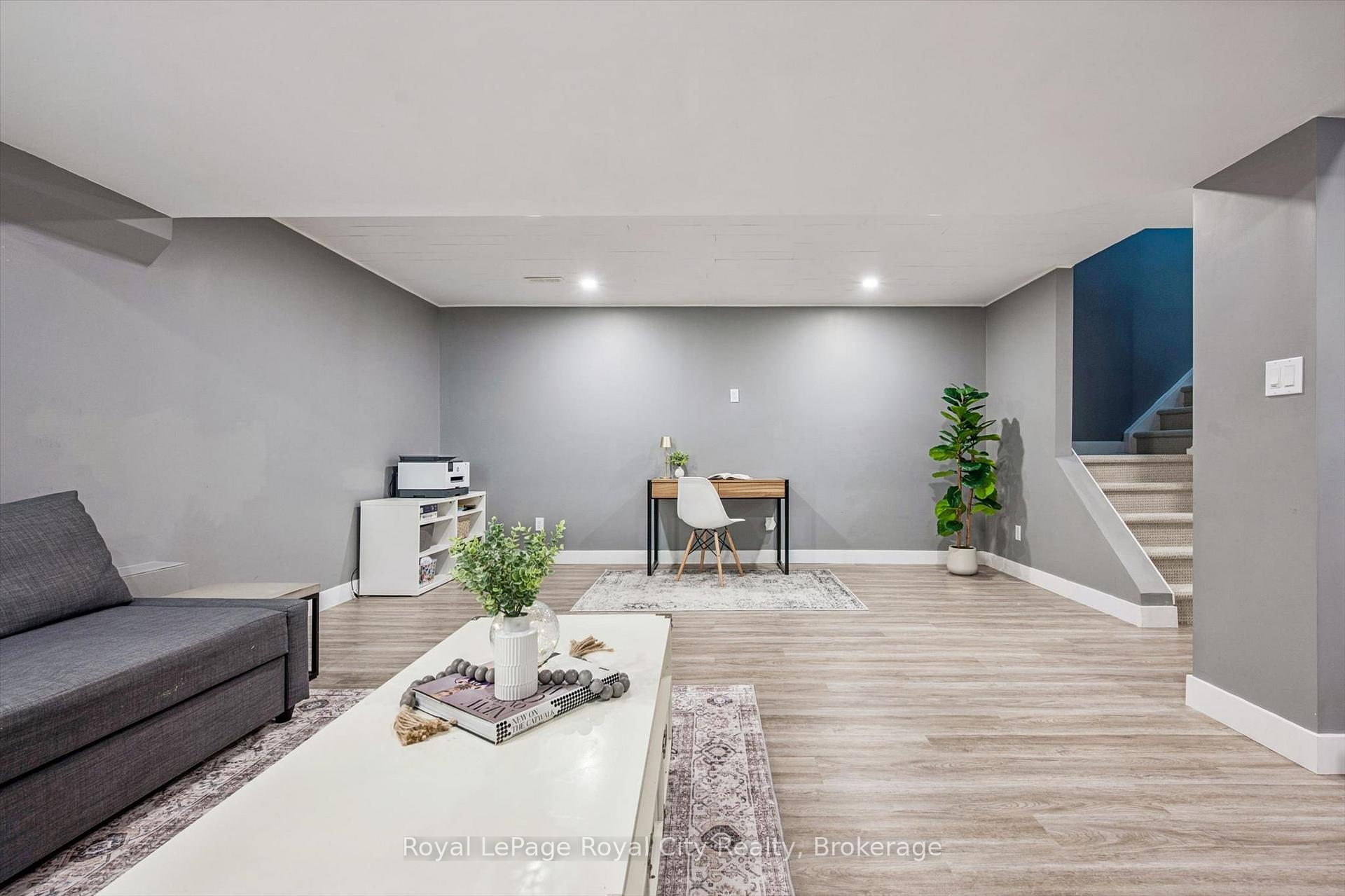 Photo 32 of 144 Kemp Crescent, Guelph, Grange Road — HOMEH