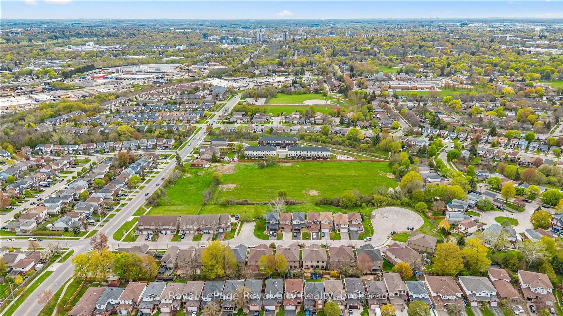 Photo 36 of 144 Kemp Crescent, Guelph, Grange Road — HOMEH