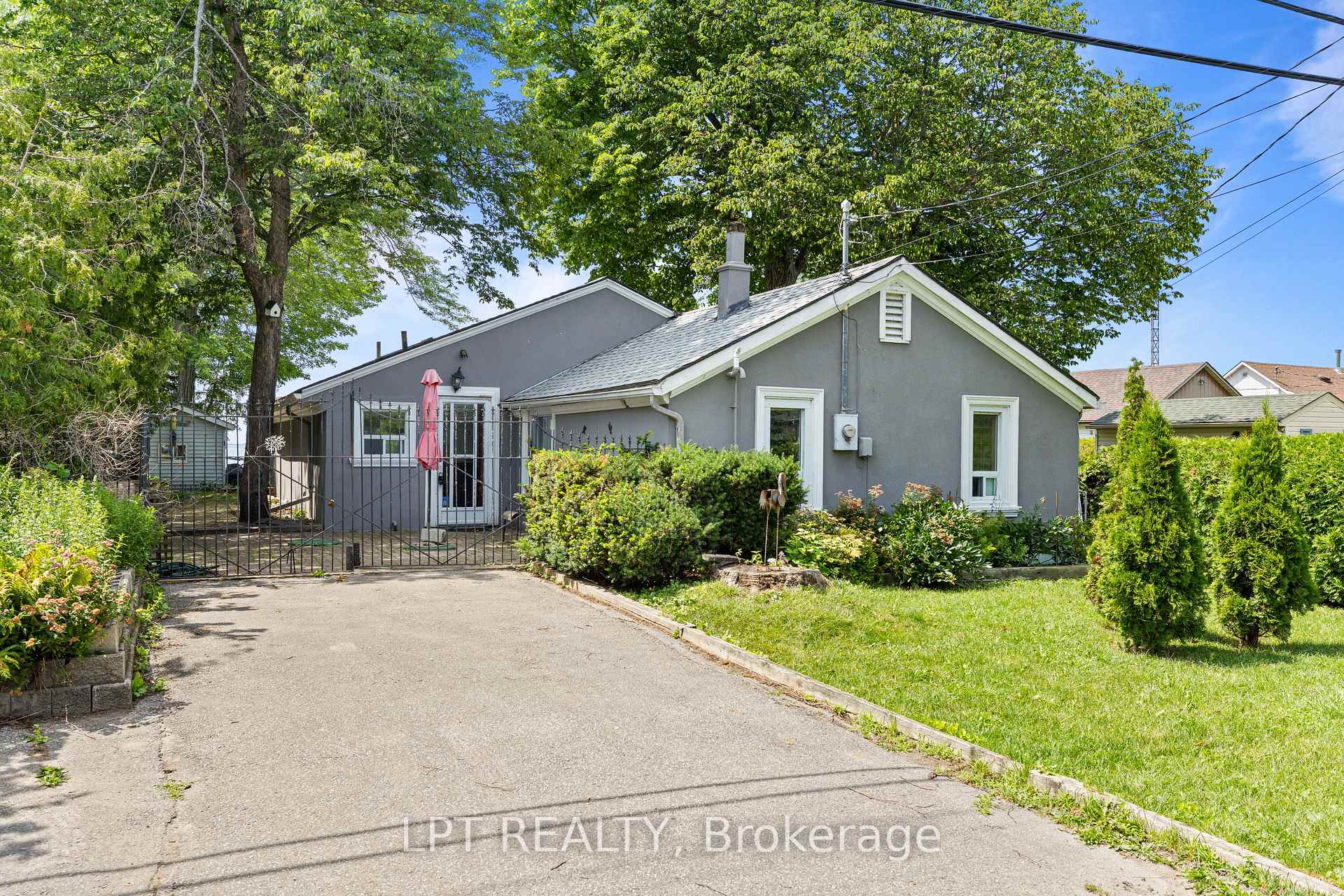 Photo 6 of 66 Blue Heron Drive, Georgina, Virginia — HOMEH