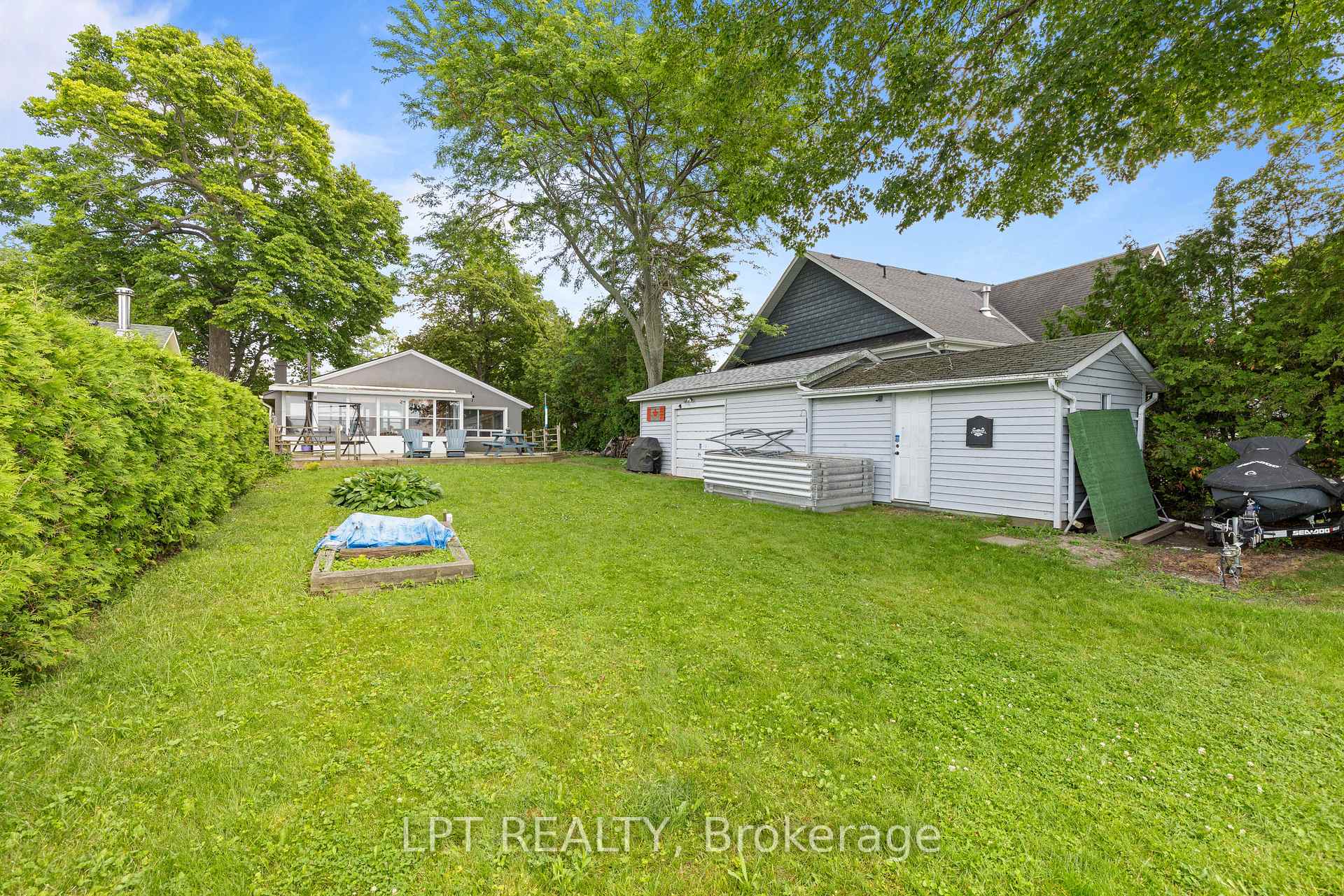Photo 29 of 66 Blue Heron Drive, Georgina, Virginia — HOMEH