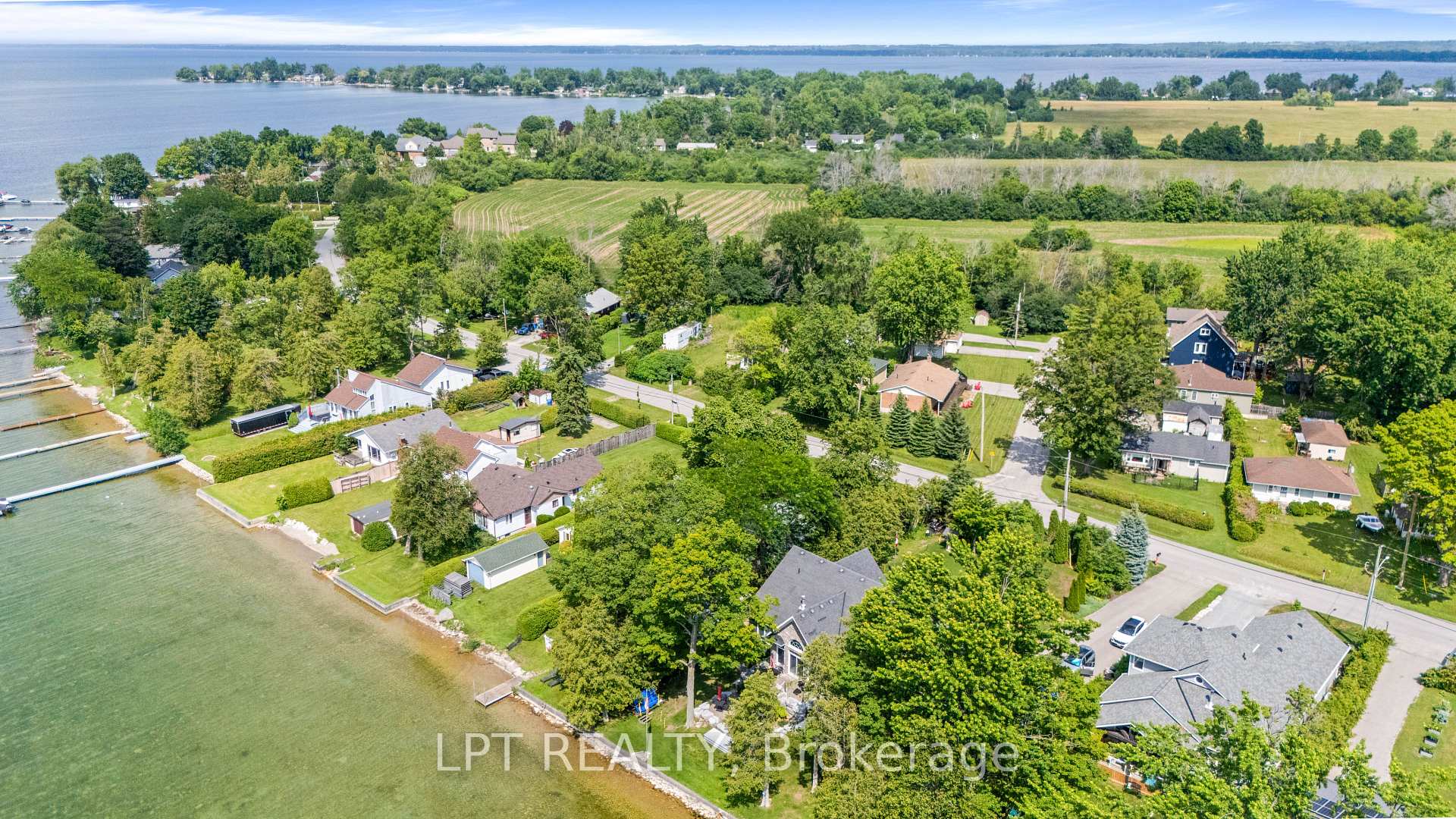 Photo 35 of 66 Blue Heron Drive, Georgina, Virginia — HOMEH