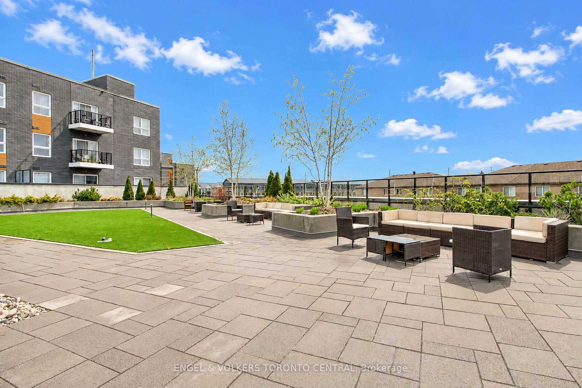 Photo 1 of Unit 418, 430 Essa Road, Barrie, Holly — HOMEH
