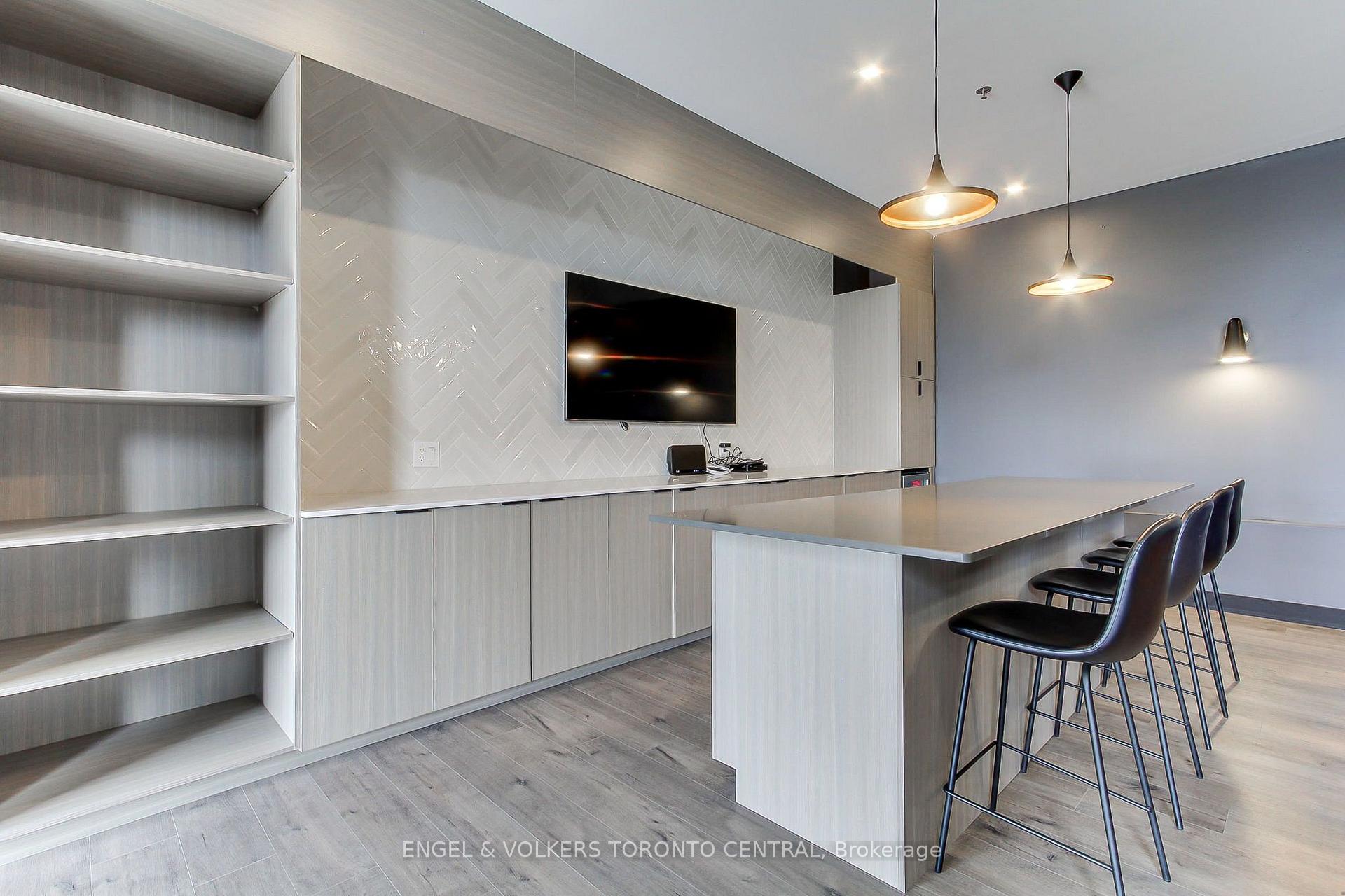 Photo 32 of Unit 418, 430 Essa Road, Barrie, Holly — HOMEH