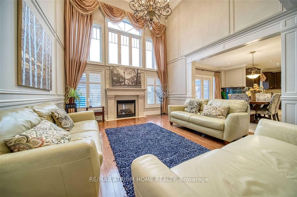 Photo 3 of 18 Soleil Boulevard, Aurora, Aurora Estates — HOMEH