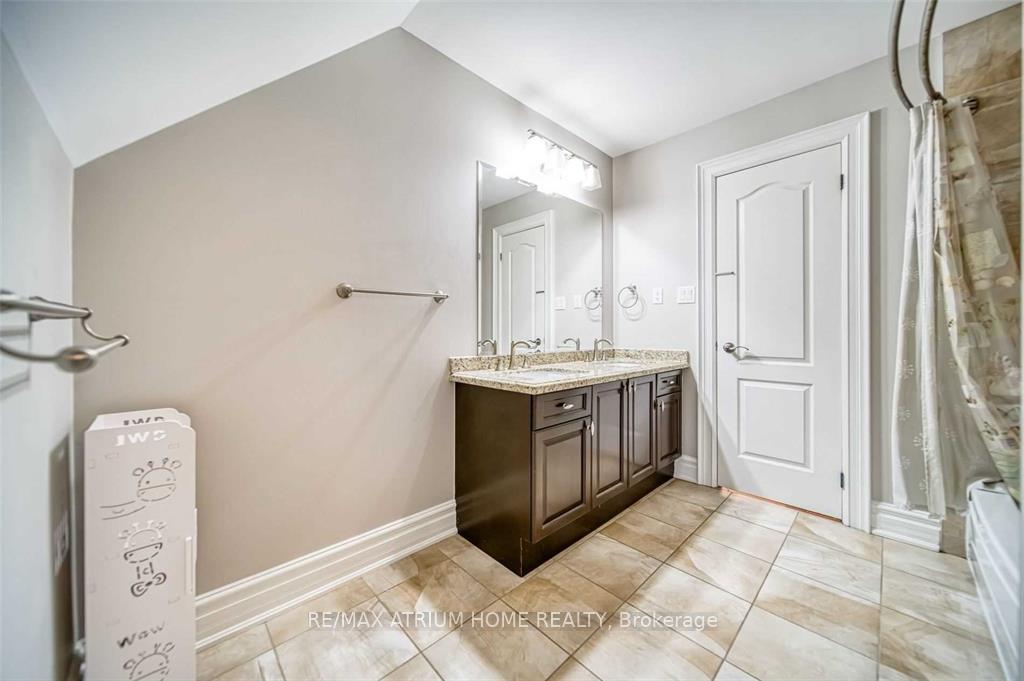 Photo 15 of 18 Soleil Boulevard, Aurora, Aurora Estates — HOMEH