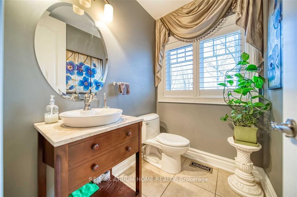 Photo 20 of 18 Soleil Boulevard, Aurora, Aurora Estates — HOMEH