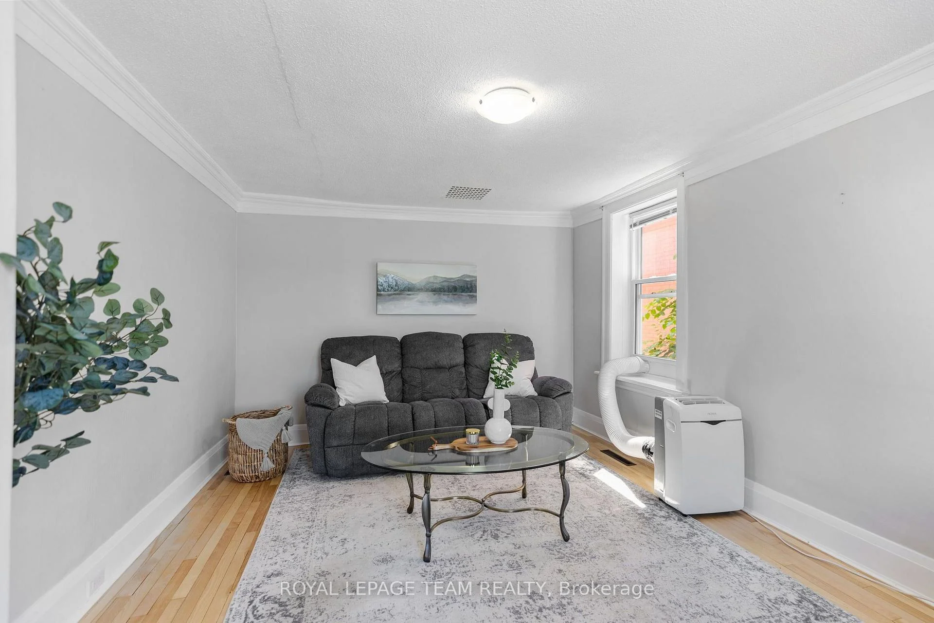 Photo 7 of 79 Mutual Avenue, Renfrew, Renfrew — HOMEH