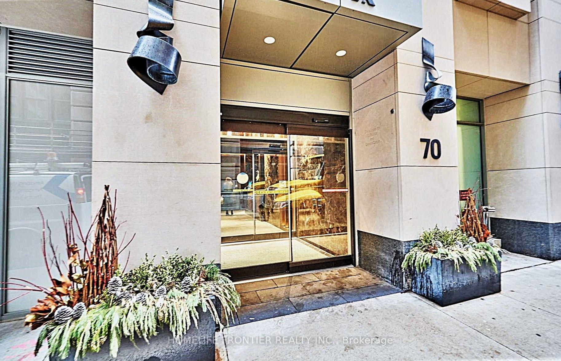 Photo 2 of Unit 607, 70 Temperance Street, Toronto, Bay Street Corridor — HOMEH