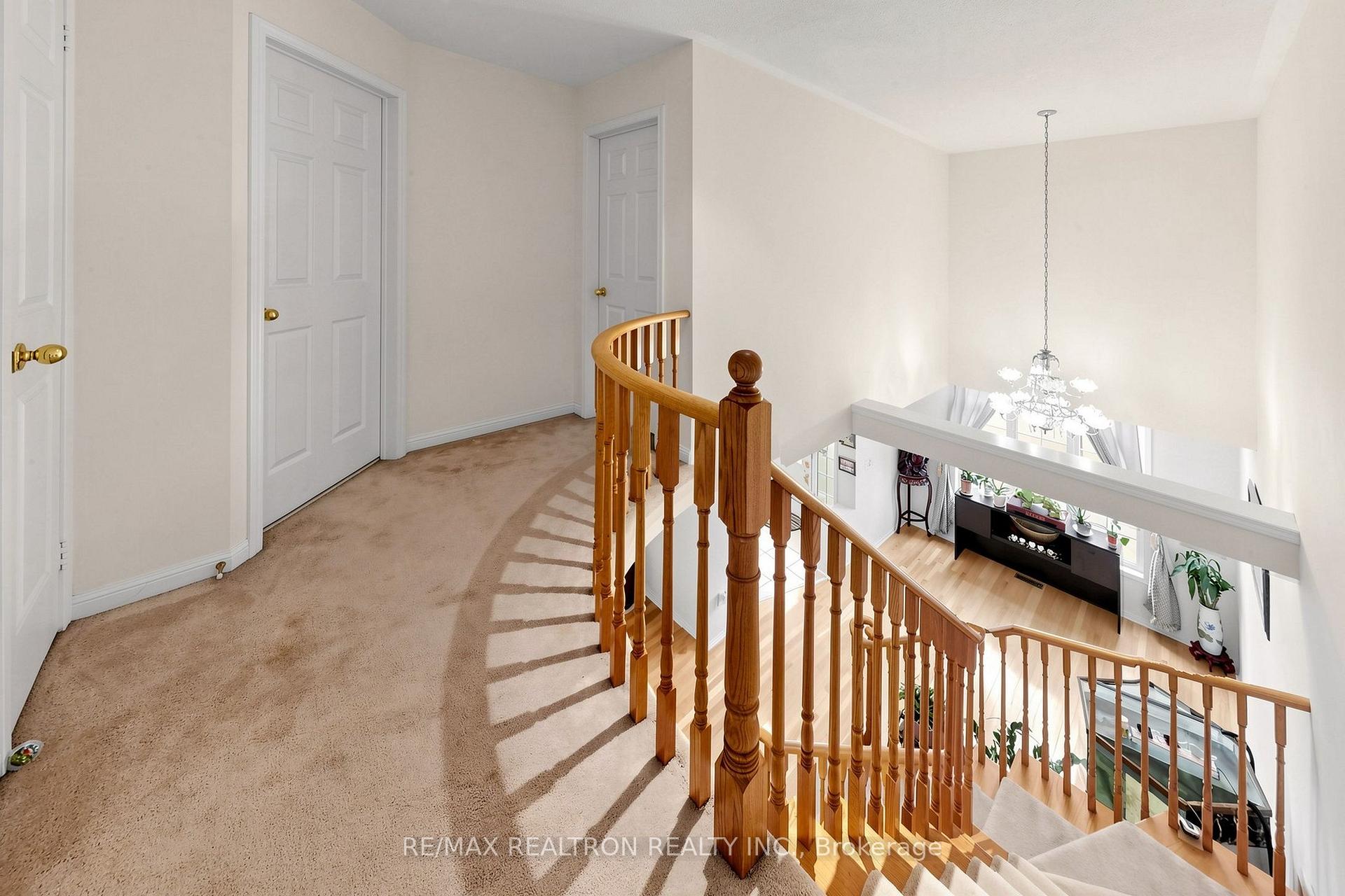 Photo 21 of 51 Pinecrest Street, Markham, Wismer — HOMEH